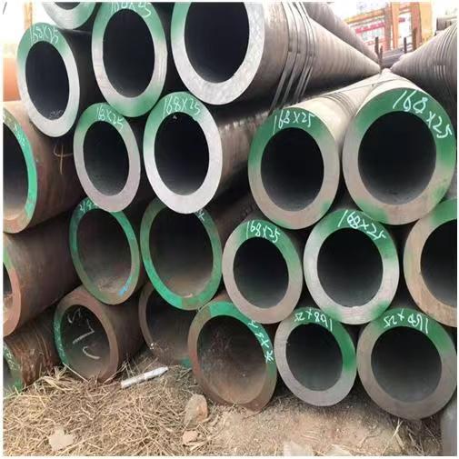 Q235無（wú）縫（féng）鋼管（guǎn）  無縫鋼管廠家現貨