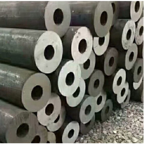 16Mn厚壁鋼管---山東厚壁（bì）鋼管商家